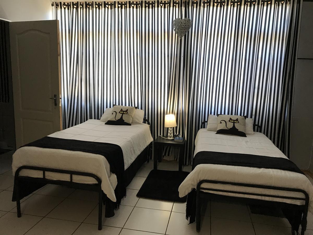 Sondela Bed & Breakfast Aliwal-Noord Buitenkant foto